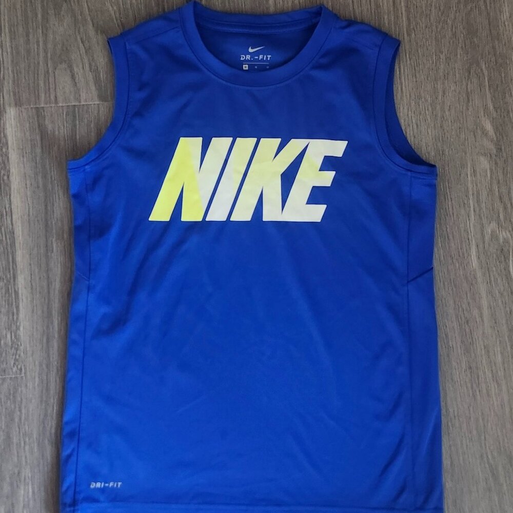 Women's Nike Dri Fit sleeveless top Size M